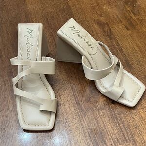 Matisse Women's Beige Strappy Heels Size 6M NWOT